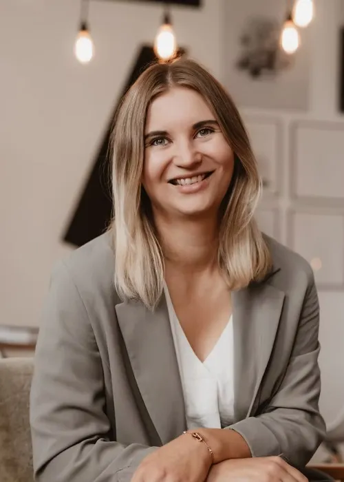 Sabrina Abele - Immobilienmaklerin bei Dominic Zell Immobilien