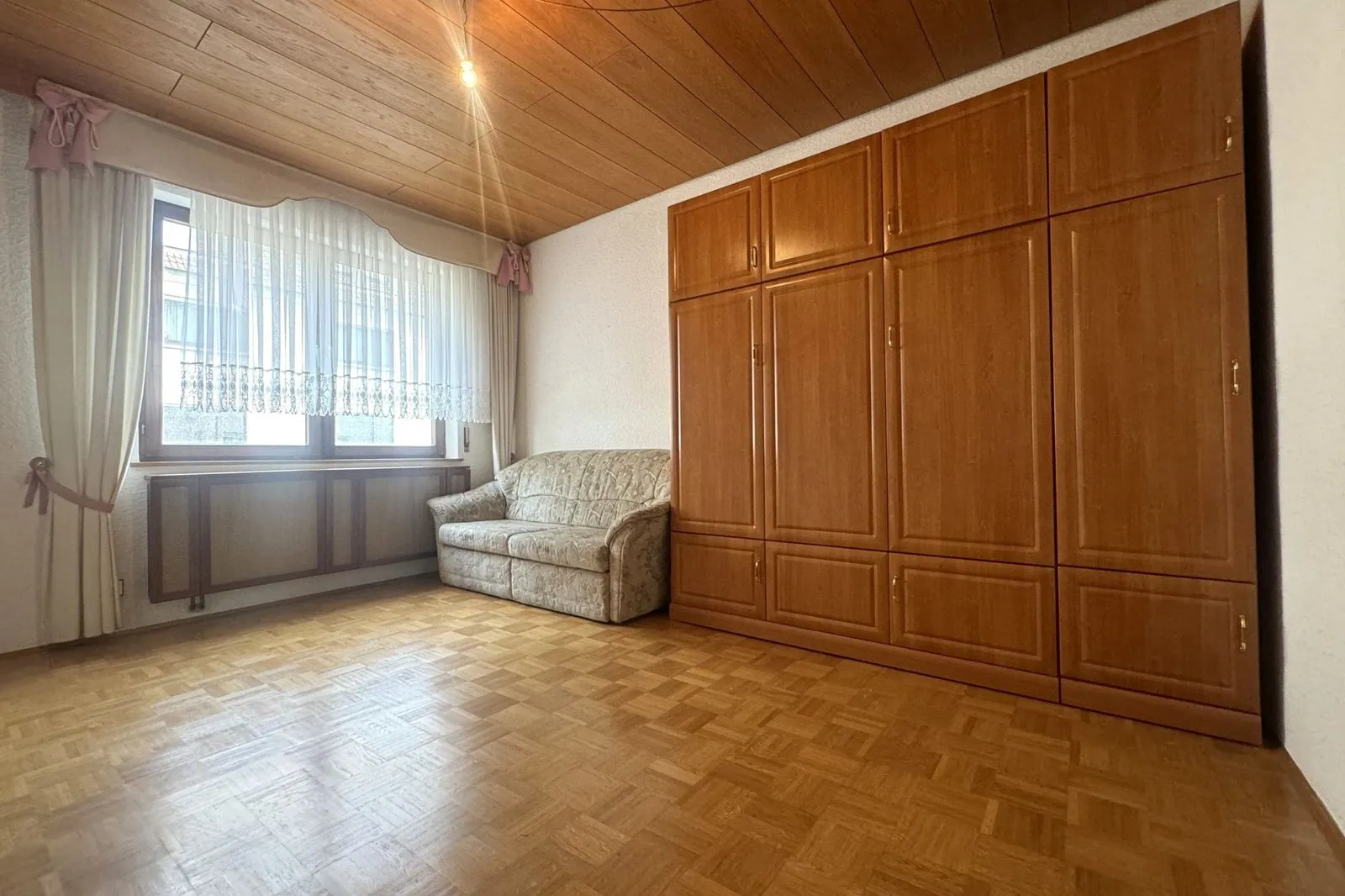 681c7d732efdf0095c3c62d5_4-p-1600